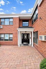 1203 E Broadway E Broadway G-11, Hewlett, NY 11557