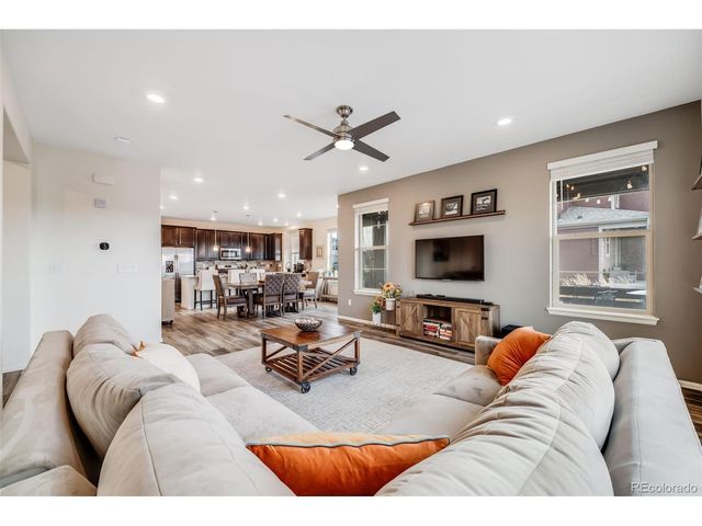 9694 Meeker St, Littleton, CO 80125