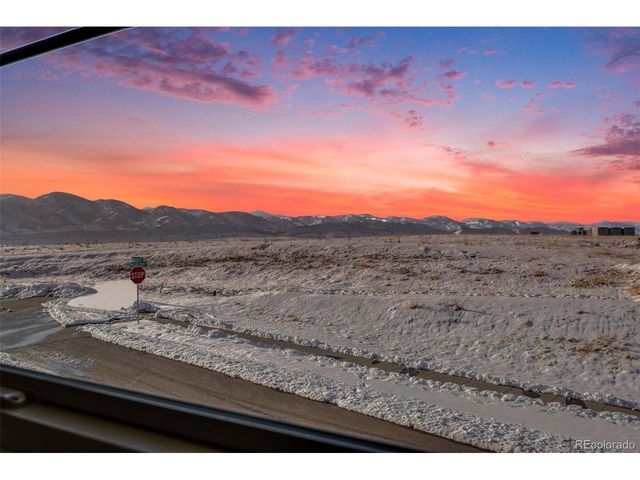 9694 Meeker St, Littleton, CO 80125