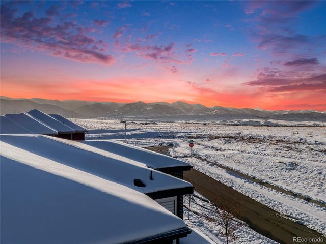 9694 Meeker St, Littleton, CO 80125