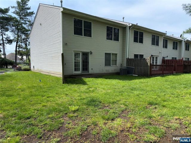 35 Meadowview Terrace 35, Fair Lawn, NJ 07410