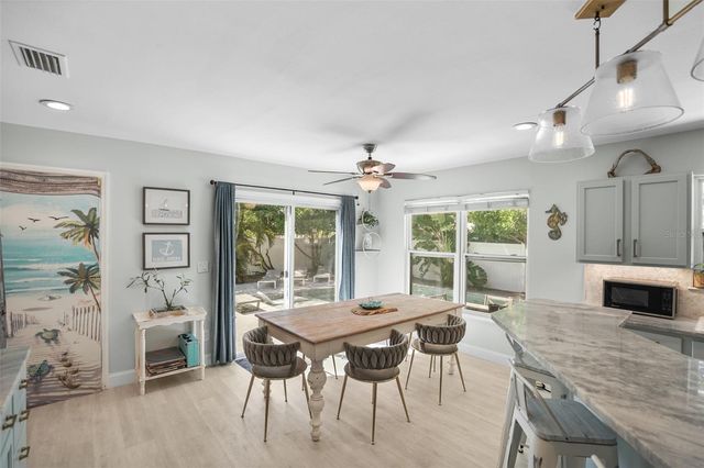 4800 16TH STREET N, St Petersburg, FL 33703