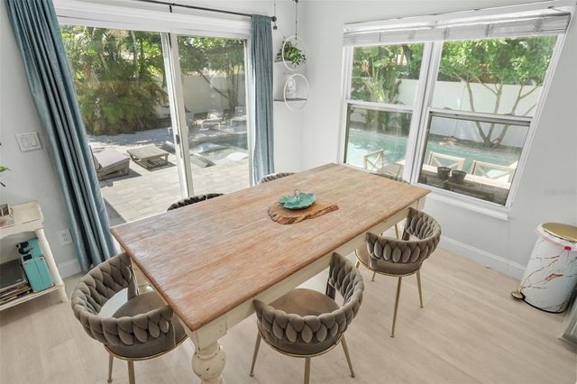 4800 16TH STREET N, St Petersburg, FL 33703