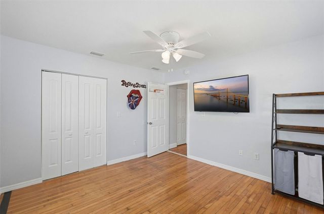 4800 16TH STREET N, St Petersburg, FL 33703