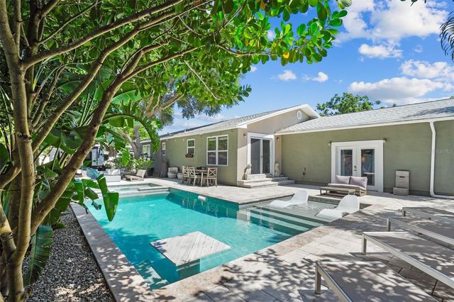 4800 16TH STREET N, St Petersburg, FL 33703