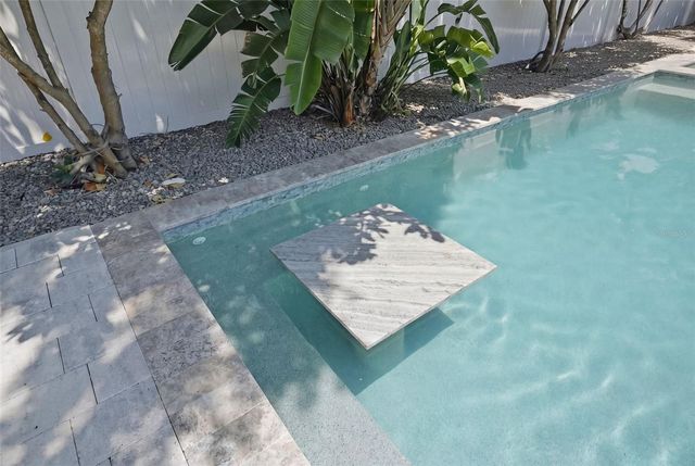 4800 16TH STREET N, St Petersburg, FL 33703