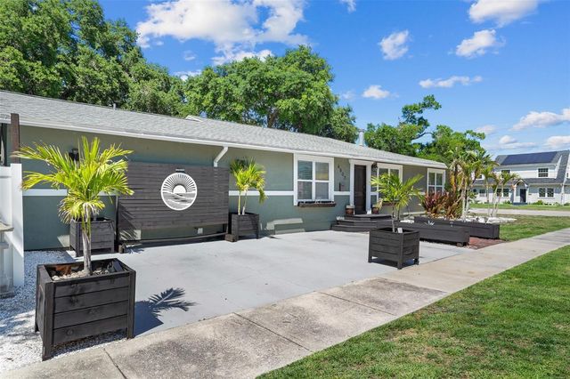 4800 16TH STREET N, St Petersburg, FL 33703