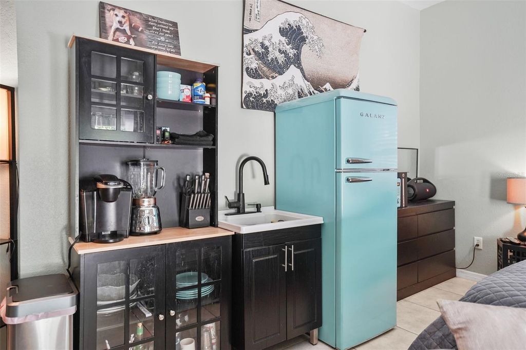 Image 22 of property listing at 4800 16TH STREET N, St Petersburg, FL 33703