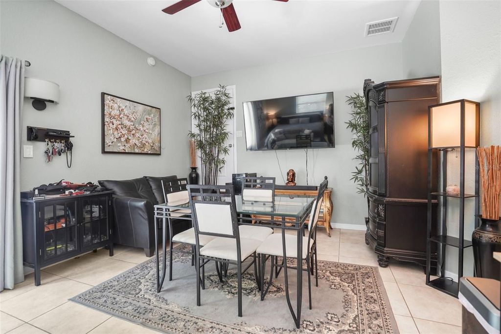 Image 24 of property listing at 4800 16TH STREET N, St Petersburg, FL 33703