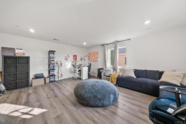 28428 Fressia Drive, Winchester, CA 92596