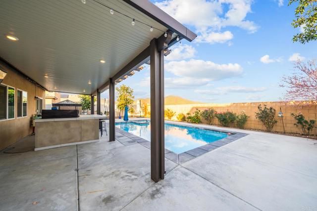 28428 Fressia Drive, Winchester, CA 92596