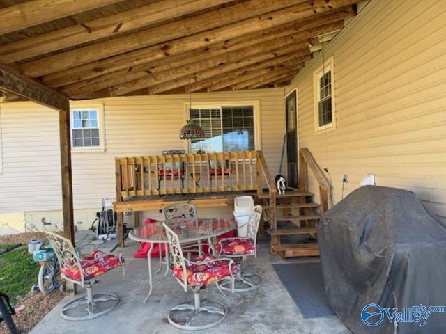 515 Crestline Drive SW, Hartselle, AL 35640