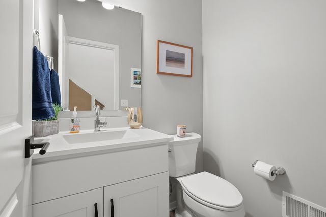 4053 Enclave Way, Kalamazoo City, MI 49006