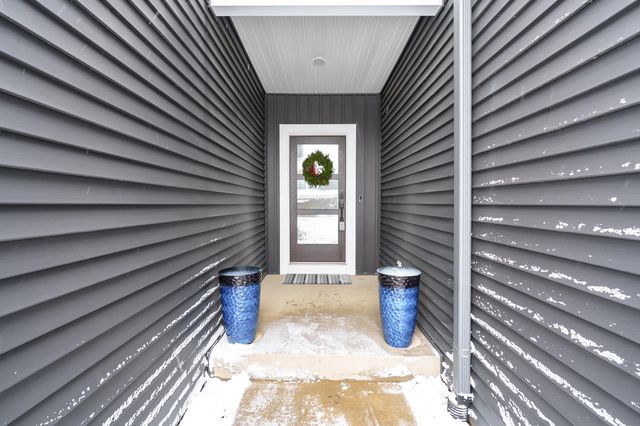 4053 Enclave Way, Kalamazoo City, MI 49006