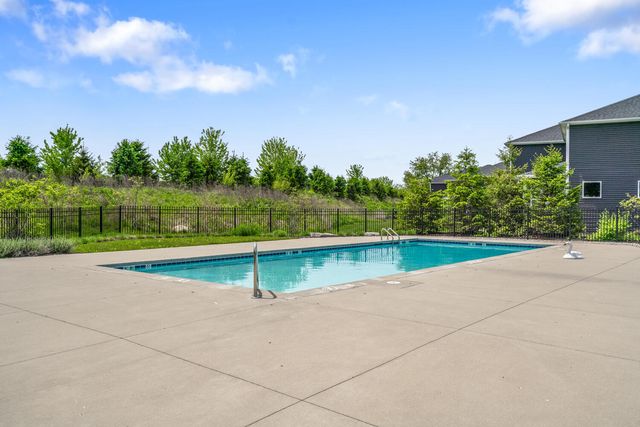 4053 Enclave Way, Kalamazoo City, MI 49006