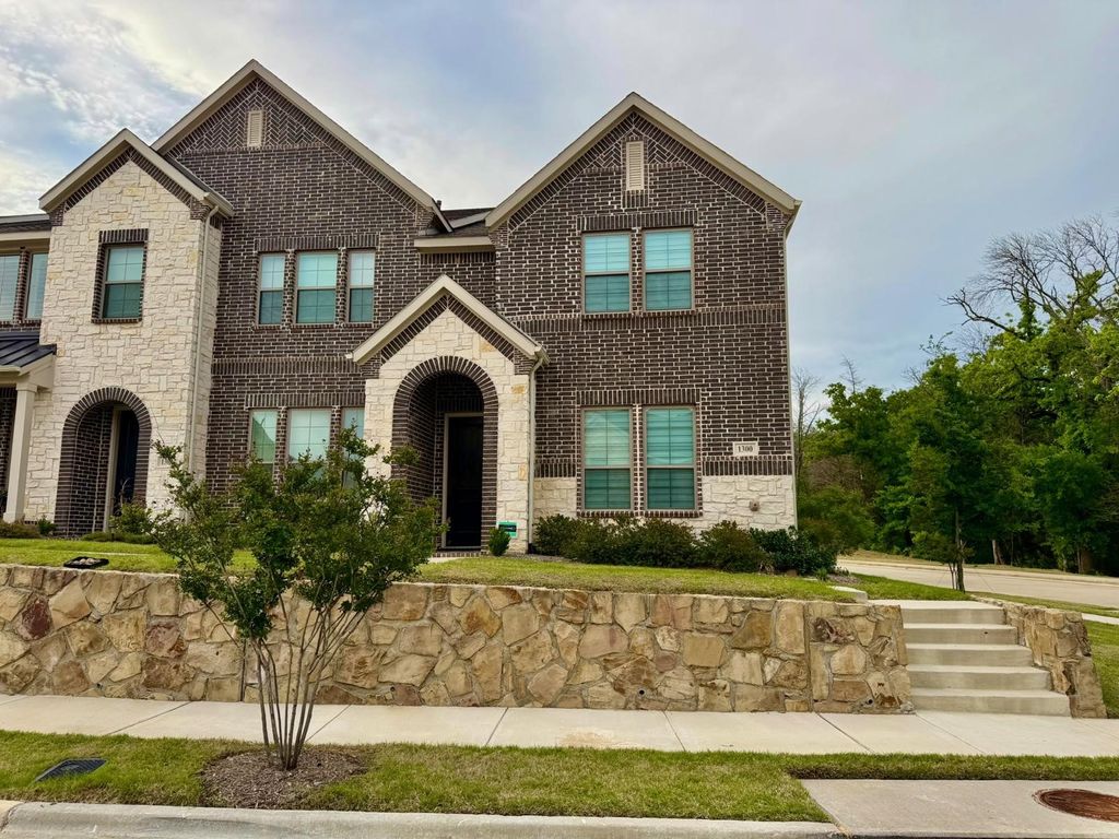 1300 Ethan Drive, Flower Mound, TX 75028