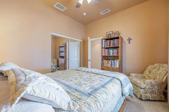8585 W Avenue E, Lancaster, CA 93536
