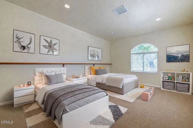 8585 W Avenue E, Lancaster, CA 93536