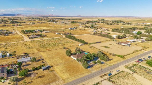 8585 W Avenue E, Lancaster, CA 93536