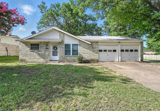 5008 Lasalle Drive, Arlington, TX 76016