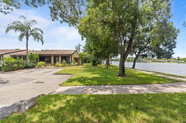 10398 Orange Court 10398, Pembroke Pines, FL 33026