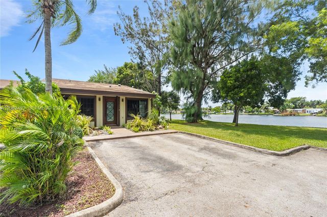 10398 Orange Court 10398, Pembroke Pines, FL 33026