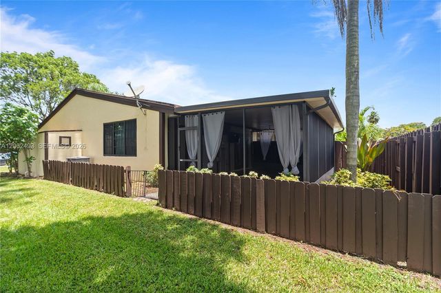 10398 Orange Court 10398, Pembroke Pines, FL 33026