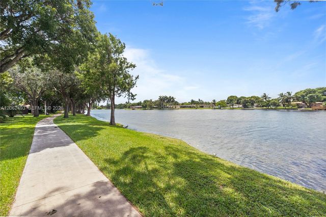 10398 Orange Court 10398, Pembroke Pines, FL 33026