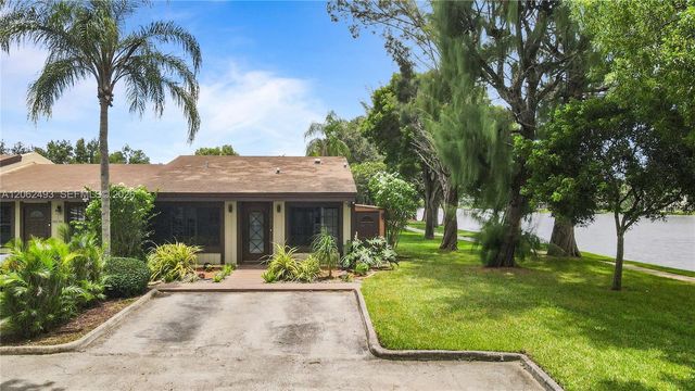 10398 Orange Court 10398, Pembroke Pines, FL 33026