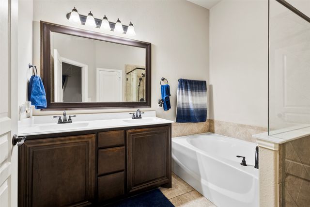 1109 Wheatland Terrace, Waxahachie, TX 75165