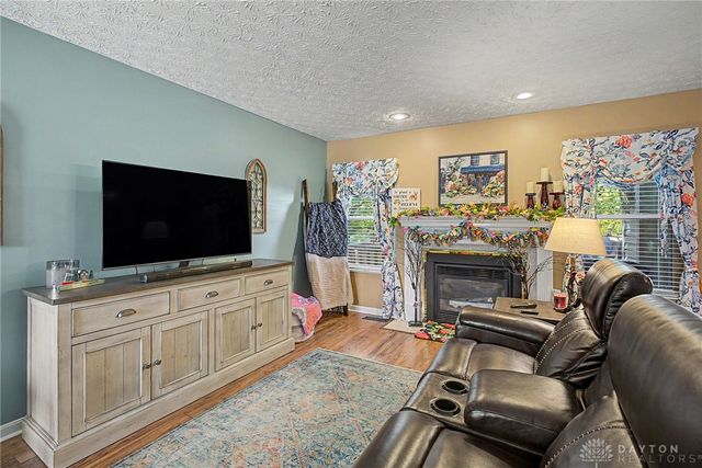 5829 Cedarwood Court, Maineville, OH 45039