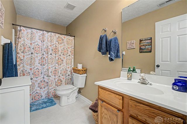 5829 Cedarwood Court, Maineville, OH 45039