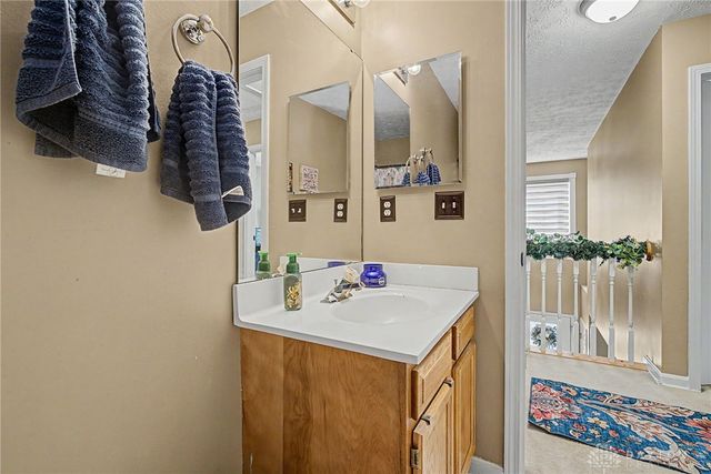 5829 Cedarwood Court, Maineville, OH 45039