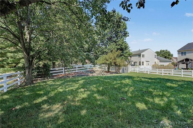 5829 Cedarwood Court, Maineville, OH 45039
