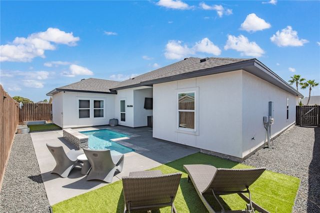 14845 Quarterdeck Dr, Corpus Christi, TX 78418