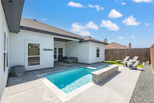14845 Quarterdeck Dr, Corpus Christi, TX 78418