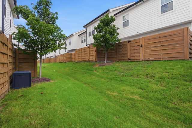 2412 Sayerville Ave, Old Hickory, TN 37138