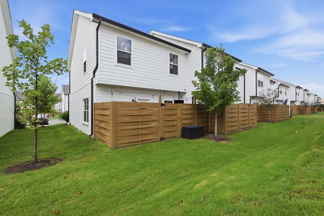 2412 Sayerville Ave, Old Hickory, TN 37138