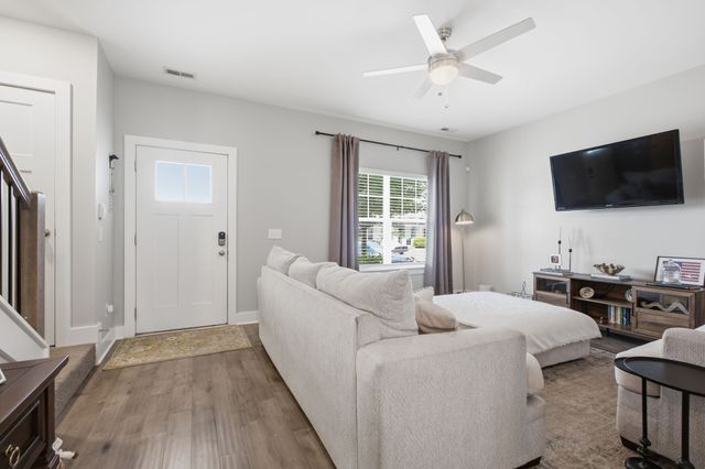 2412 Sayerville Ave, Old Hickory, TN 37138