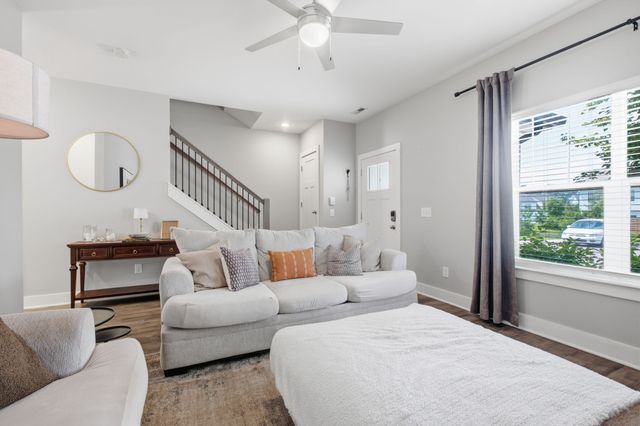 2412 Sayerville Ave, Old Hickory, TN 37138