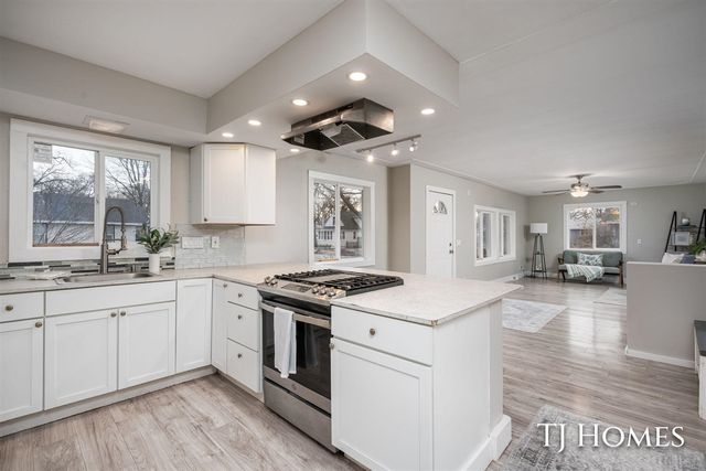 3220-3224 Jefferson Street, Muskegon, MI 49444