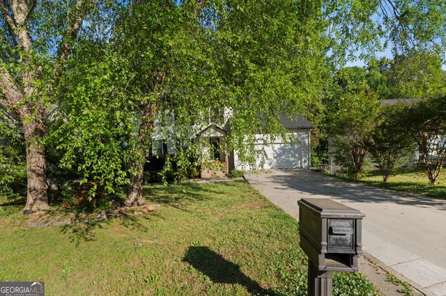 7164 Hazelwood Drive, Jonesboro, GA 30236