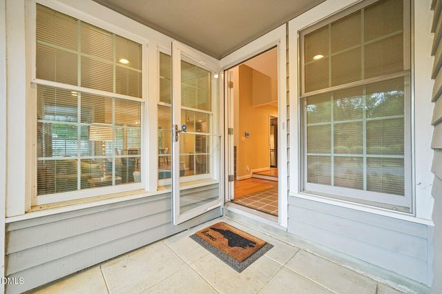 101 White Oak Way, Chapel Hill, NC 27514