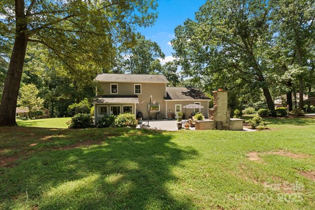 1496 Hardwood Circle, Newton, NC 28658
