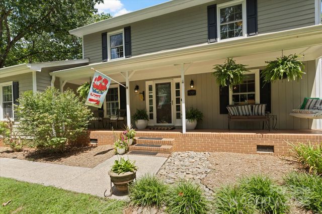 1496 Hardwood Circle, Newton, NC 28658