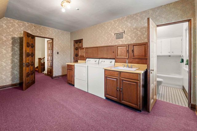 187 E DIVISION STREET, Fond Du Lac, WI 54935