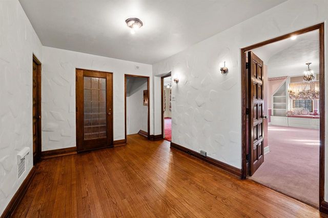 187 E DIVISION STREET, Fond Du Lac, WI 54935