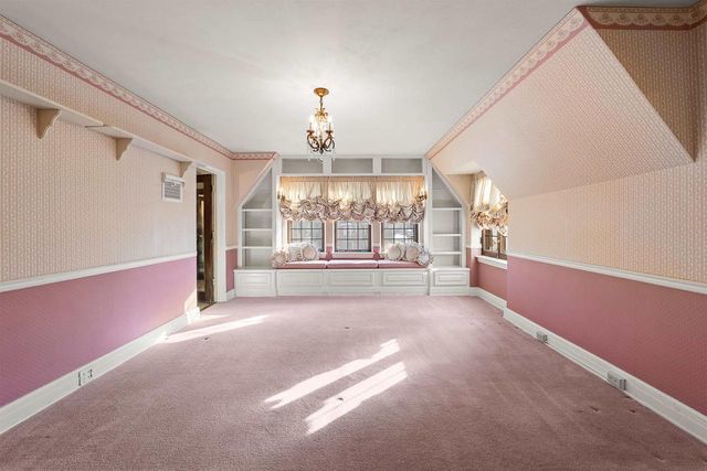 187 E DIVISION STREET, Fond Du Lac, WI 54935