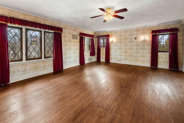 187 E DIVISION STREET, Fond Du Lac, WI 54935