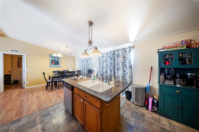 2700 East Dandelion Street, Pahrump, NV 89048